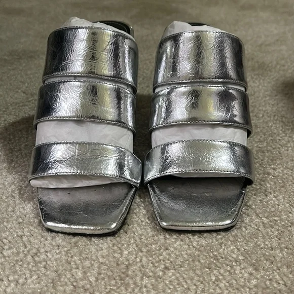 Kendall Kylie Shoes Kendall Kylie Silver Heels Poshmark
